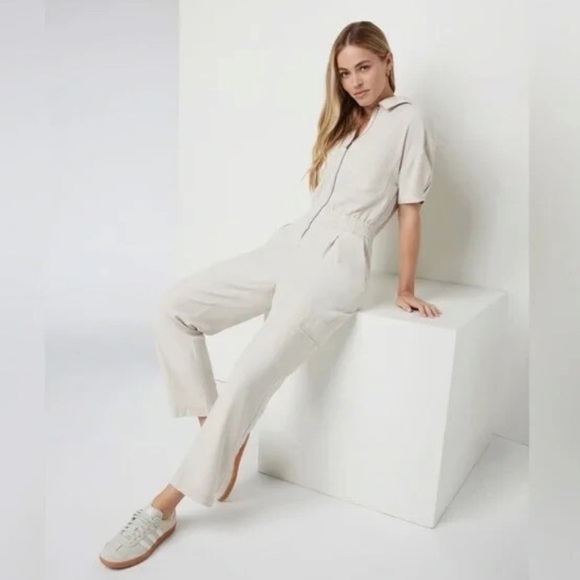 VUORI Coastline Milkweed White Cream Jumpsuit Size L